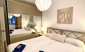 Apartamento en primera linea de playa con parking