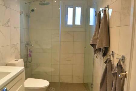 Apartamento en primera linea de playa con parking Nerja Exterior foto